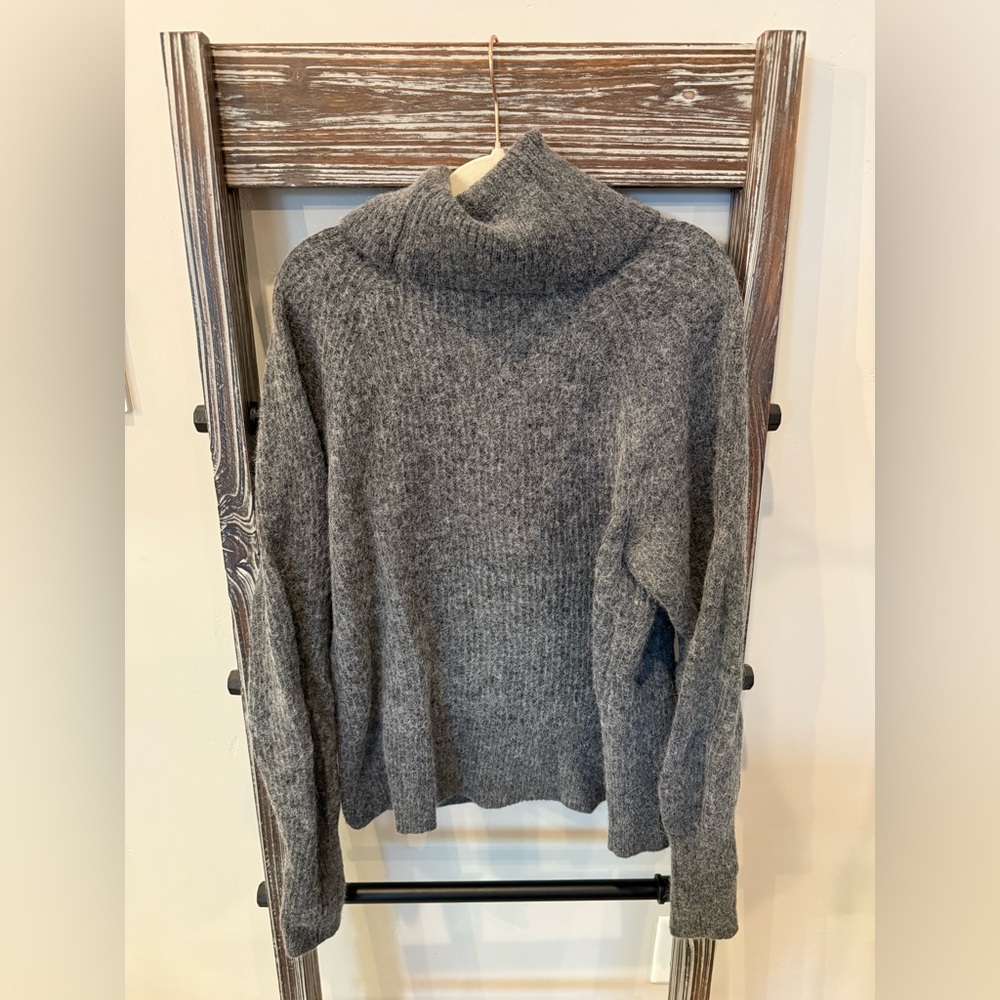 Quince wool women’s sweater size small